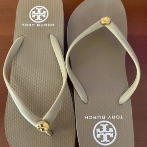 Tory Burch wedge flip flops 6/ 6.5